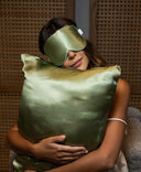 Шелковая наволочка «Авокадо» – 365 STUDIO