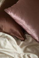 Шовкова наволочка, колір "Ягідний"