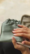 Silk Sleep Mask "Pistachio"